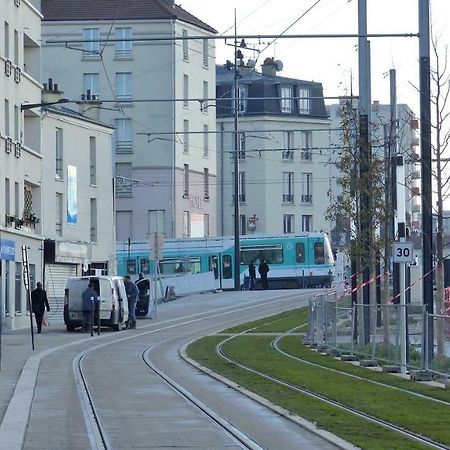 סן-דני 8 Rue Brise Echalas מראה חיצוני תמונה